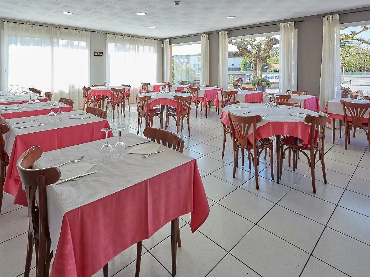 Hostal Mas Ferrer Cornellá de Terri Maison d'hôtes