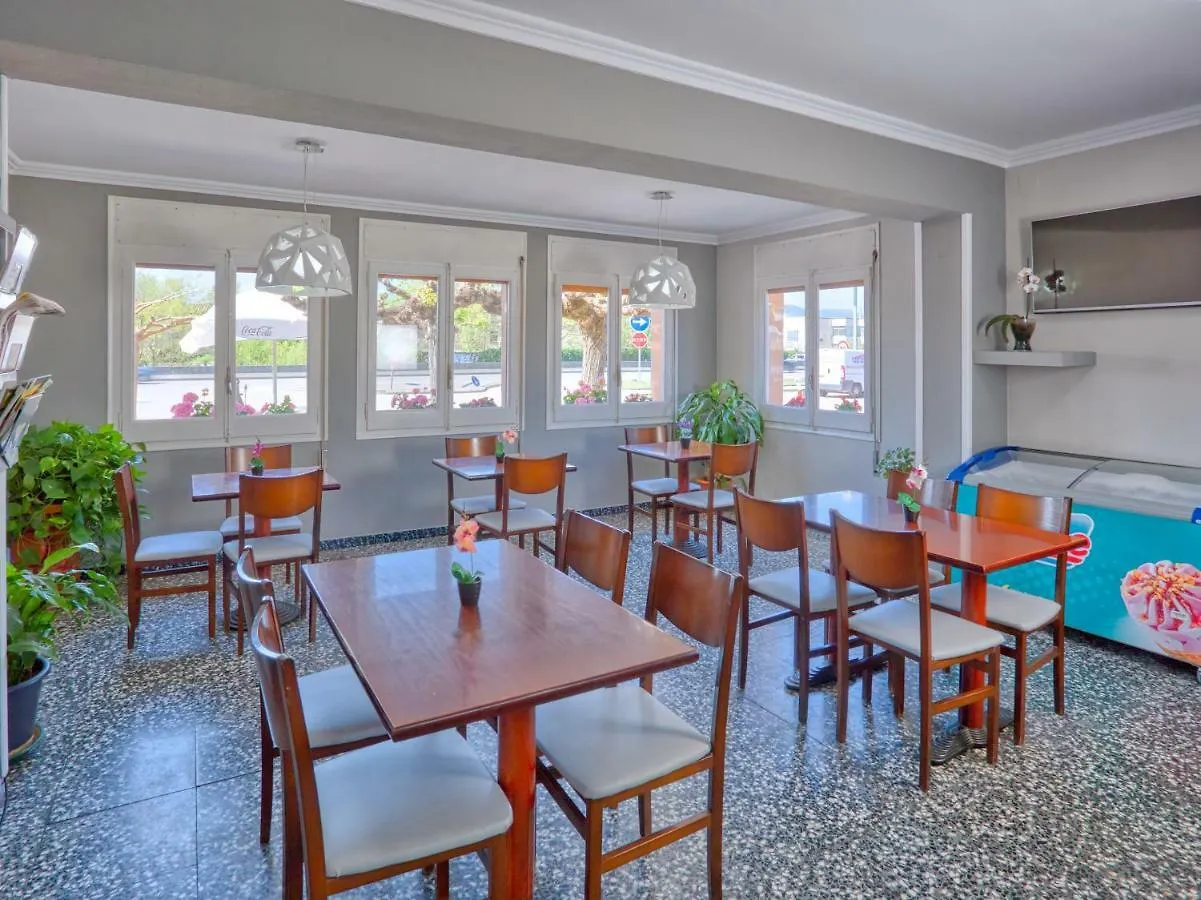 Hostal Mas Ferrer Cornellá de Terri